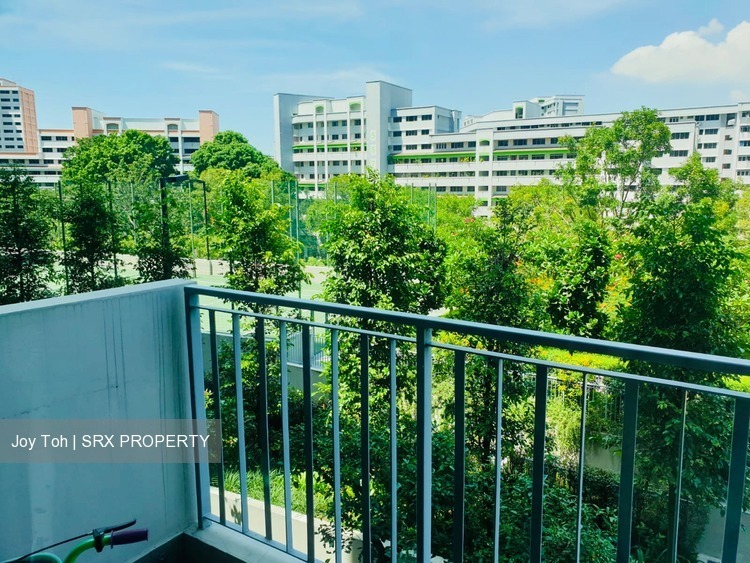 Esparina Residences (D19), Condominium #201339592